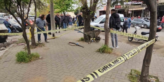 Oğlunu Öldüren Kardeşini Silahla Yaraladı