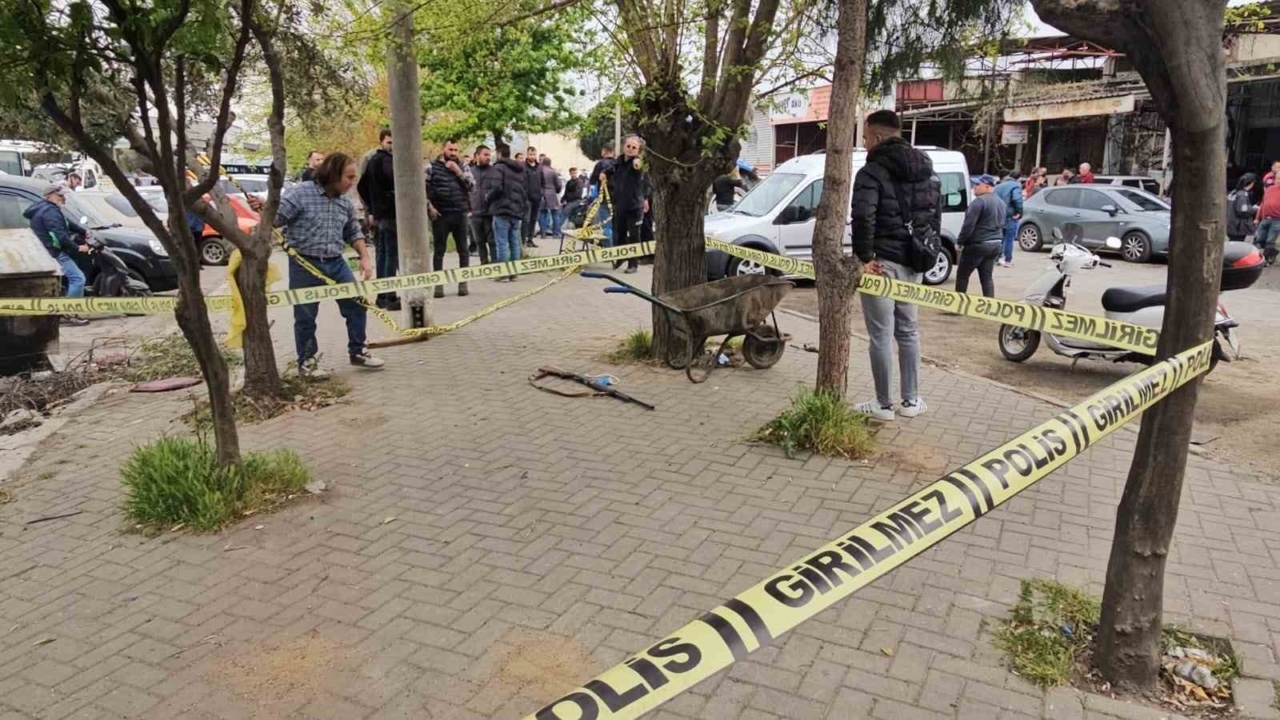 Oğlunu Öldüren Kardeşini Silahla Yaraladı