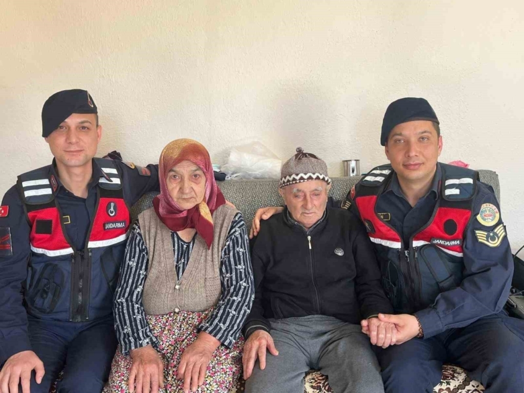 cinede jandarma ekipleri sehit ailelerini unutmadi 747dd4719c92