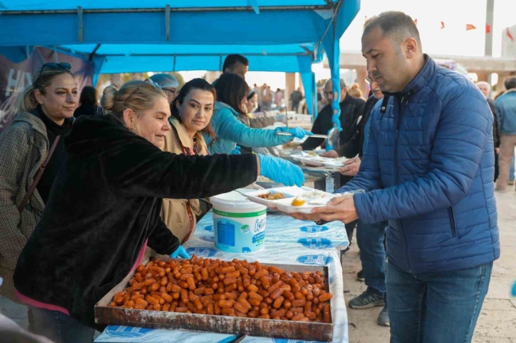 didim belediyesi ramazan ayinda 25 bin kisiye iftar verdi 45f44e46d609