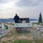 Didim’de mezarlıklar bayrama hazırlanıyor 2 Didim’de mezarlıklar bayrama hazırlanıyor