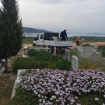 Didim’de mezarlıklar bayrama hazırlanıyor 6 Didim’de mezarlıklar bayrama hazırlanıyor