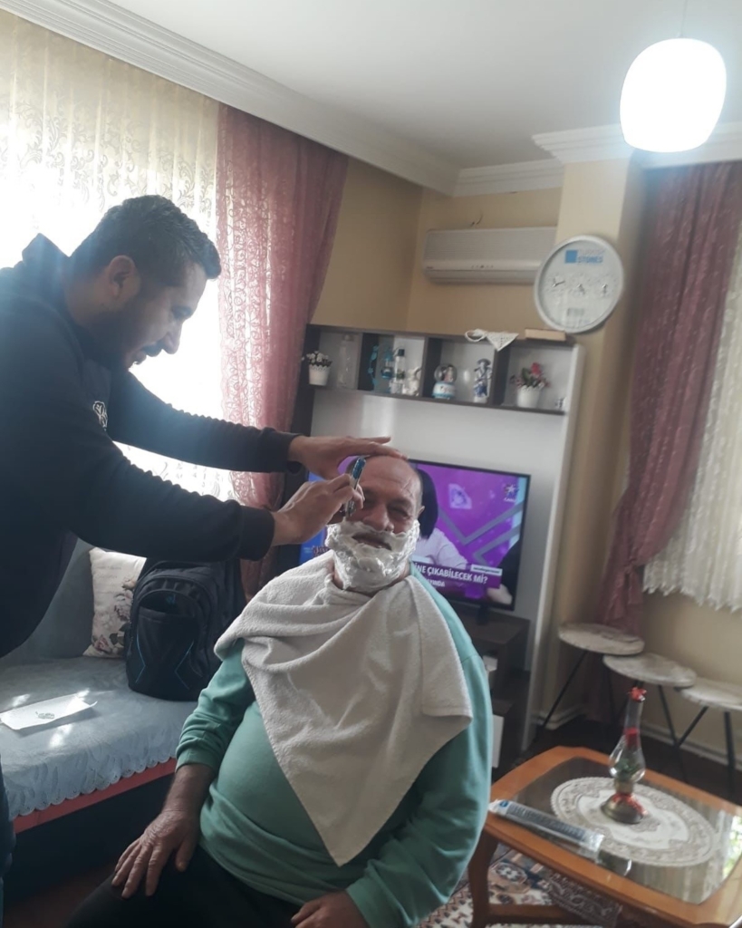 germencik belediyesinden yasli ve engellilere bayram tirasi f2856865cc4b