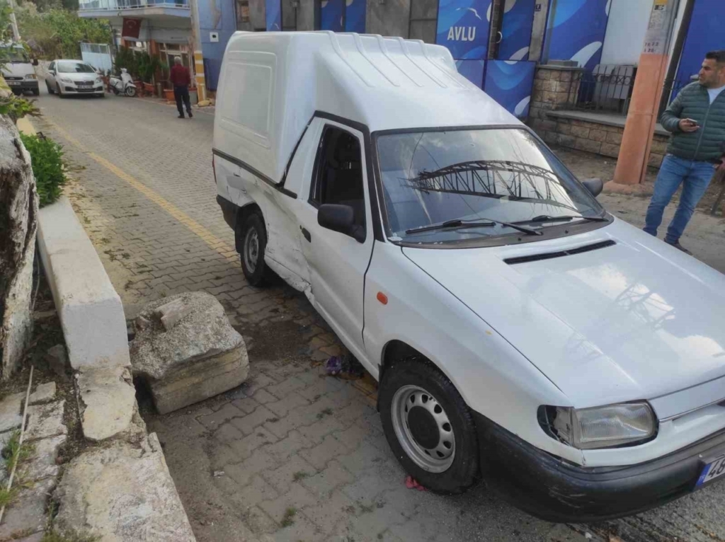 koskte trafik kazasi 2si bebek 4 yarali 6a709b532e54