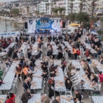 Kuşadası Belediyesi’nden Kadir Gecesi’nde 2 bin kişilik iftar yemeği 10 Kuşadası Belediyesi’nden Kadir Gecesi’nde 2 bin kişilik iftar yemeği