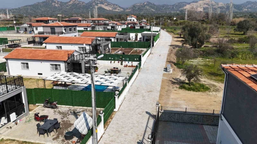 nazilli belediyesi guzelkoy mahallesindeki yol yapim calismasini tamamladi 970e0ef65a5e