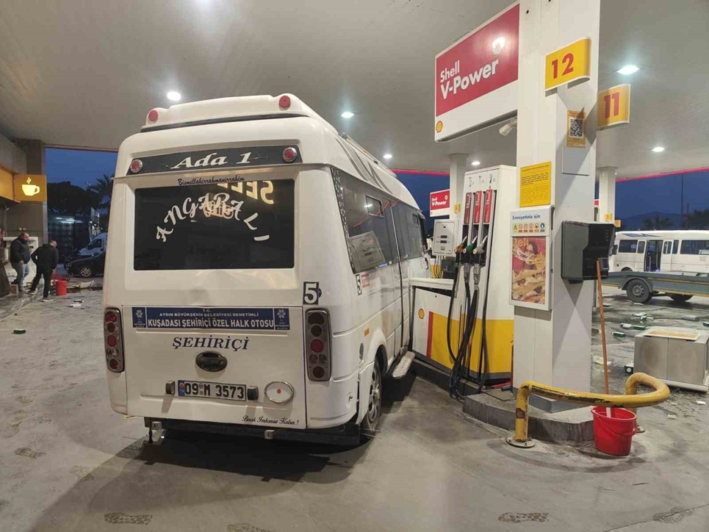 tartisti kavgaya tutustu hirsini alamadi benzinlige daldi b782b61d7943