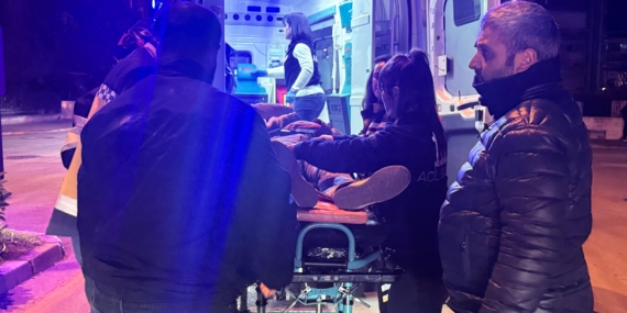 Efeler’de Kurye Kazası: Motosiklet Sürücüsü Yaralandı