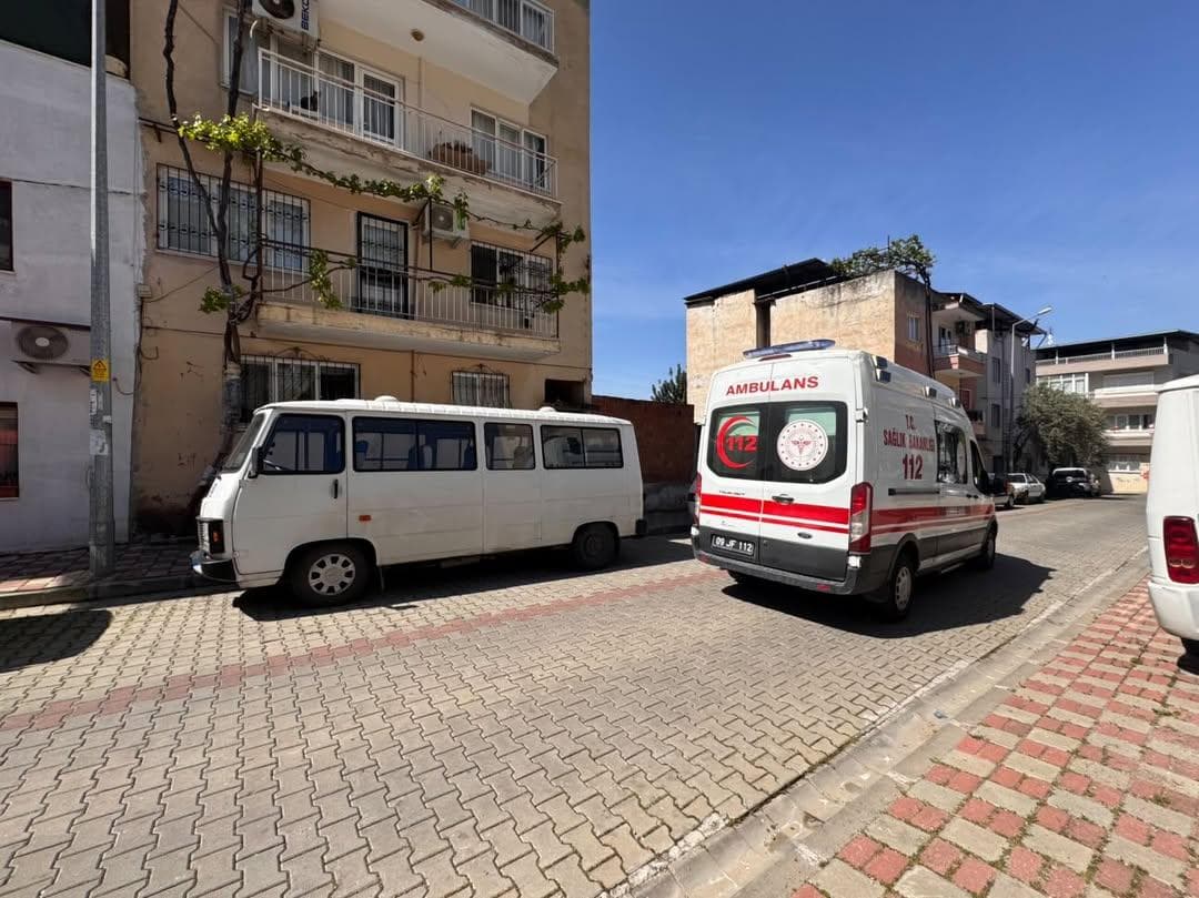 Evde tek başına hayata veda etti
