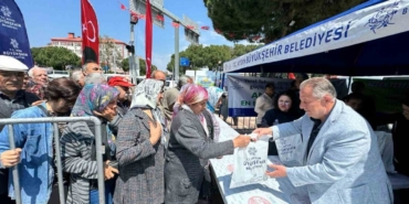 Aydın Büyükşehir Belediyesi, Karacasu’da 20 bin fide dağıttı 42 Aydın Büyükşehir Belediyesi, Karacasu’da 20 bin fide dağıttı