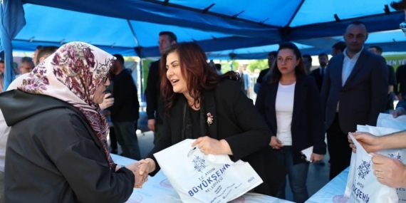 Aydın Büyükşehir Belediyesi’nin ata tohumu vatandaşla buluştu