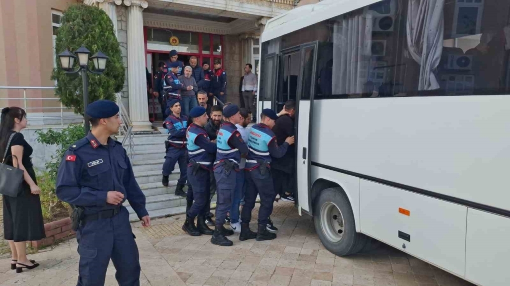 aydin merkezli 8 ilde dolandiricilik operasyonu 38 tutuklama 6166b7942a4c
