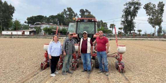 Aydın’da beyaz altın toprakla buluştu: Pamuk ekimleri başladı
