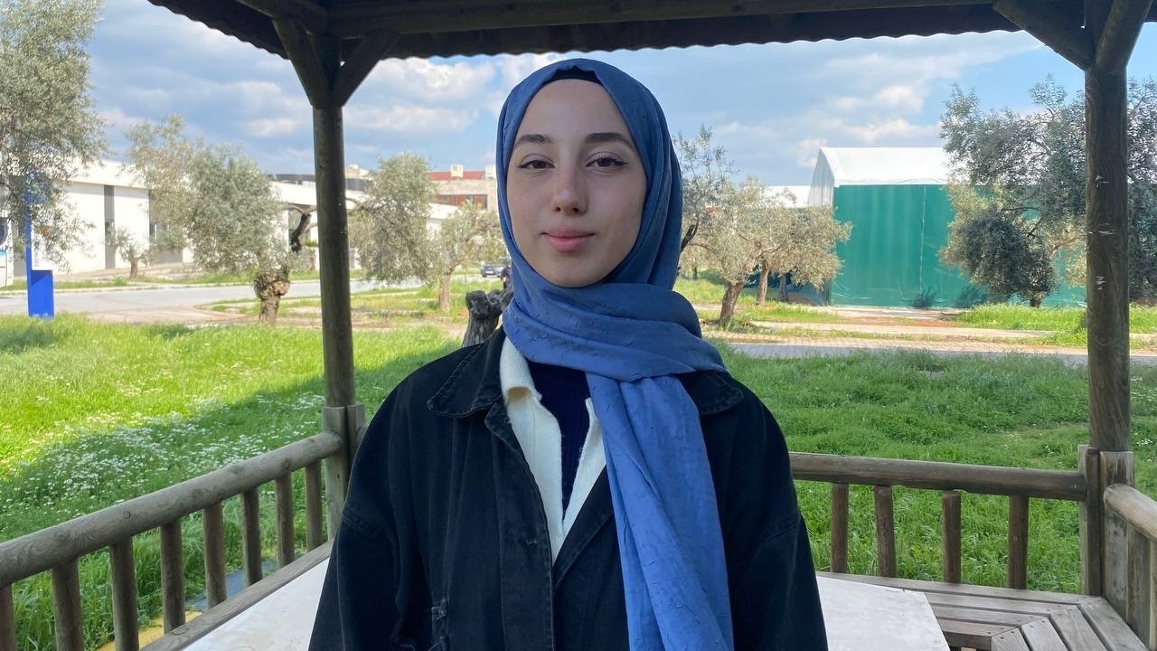 Aydın’da "Fakültemde başörtülü istemiyorum" diyen akademisyene tepkiler dinmiyor