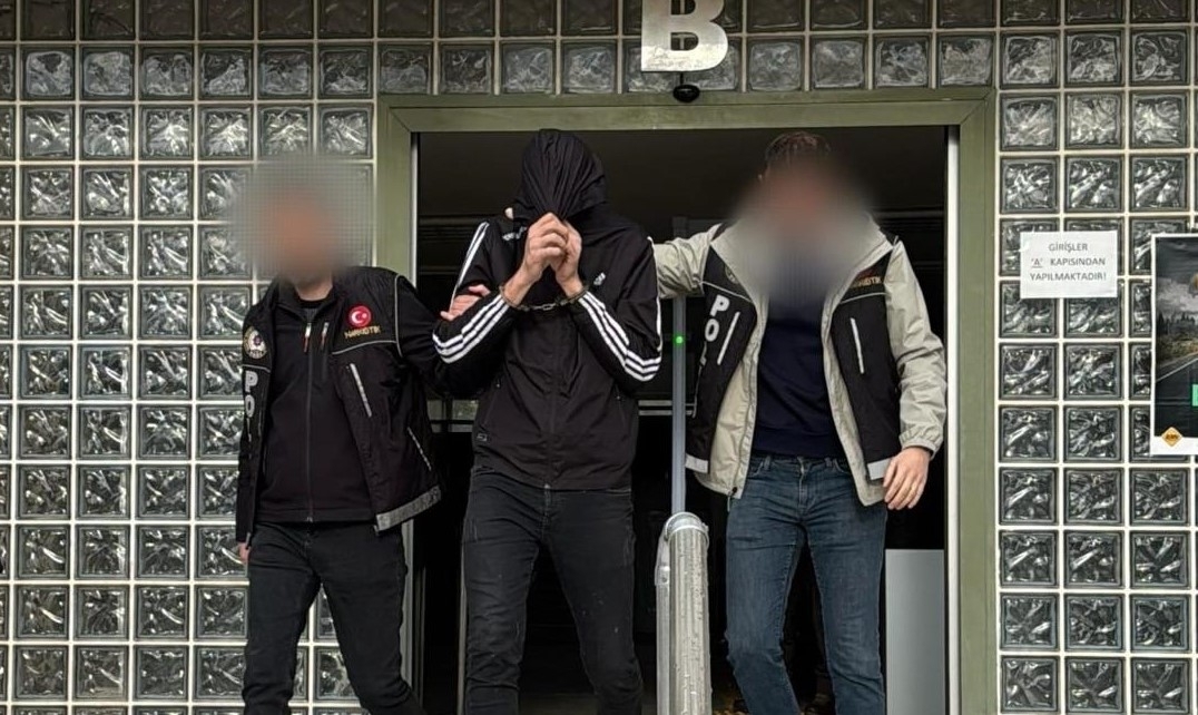 Aydın’da narkotik ekiplerinden zehir tacirlerine bir darbe daha 7 Aydın’da narkotik ekiplerinden zehir tacirlerine bir darbe daha