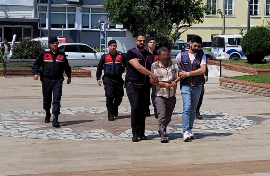 aydinda tufekli cinayetin zanlisi adliyeye sevk edildi 513476e55749