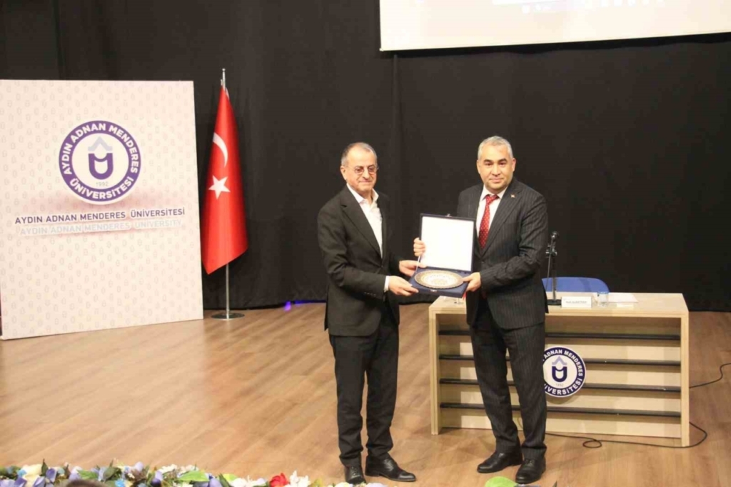 aydinda turkiye yuzyilinda dis politika vizyonu ve gelecegimiz konferansi 96dc3b0a766b