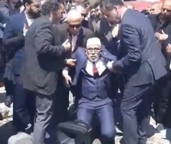 Başbuğ Türkeş’i Anma Programında Dua Eden İmam Bayıldı