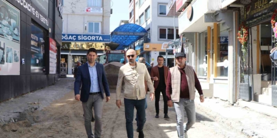 Başkan Arıkan, yol yapım çalışmalarını yerinde inceledi