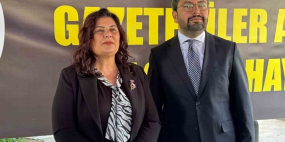 Başkan Çerçioğlu, gazetecileri yalnız bırakmadı