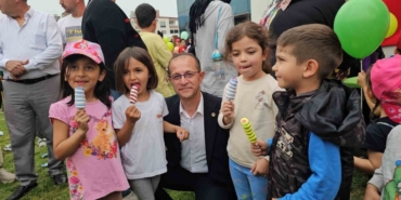 Başkan Doğanca’dan Kuyucaklı çocuklara 23 Nisan hediyesi 5 Başkan Doğanca’dan Kuyucaklı çocuklara 23 Nisan hediyesi