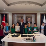 Başkan Erol küçük yazarları ağırladı 4 Başkan Erol küçük yazarları ağırladı