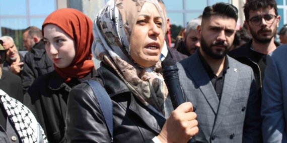 ADÜ’de görevli akademisyen “Başörtüsü Allah’ın emridir” dedi