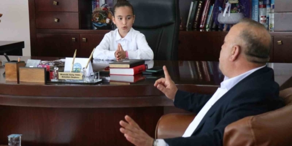 Bozdoğan’da başkanlık koltuğu Sümeyye’ye emanet