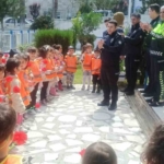 Bozdoğan’da polis ekipleri minikleri ağırladı 1 Bozdoğan’da polis ekipleri minikleri ağırladı