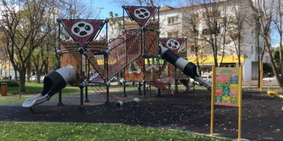 Büyükşehir, ’Çocuk Hakları Panoları’ ile farkındalık oluşturuyor