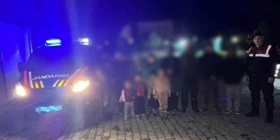 Didim’de 13 düzensiz göçmen yakalandı