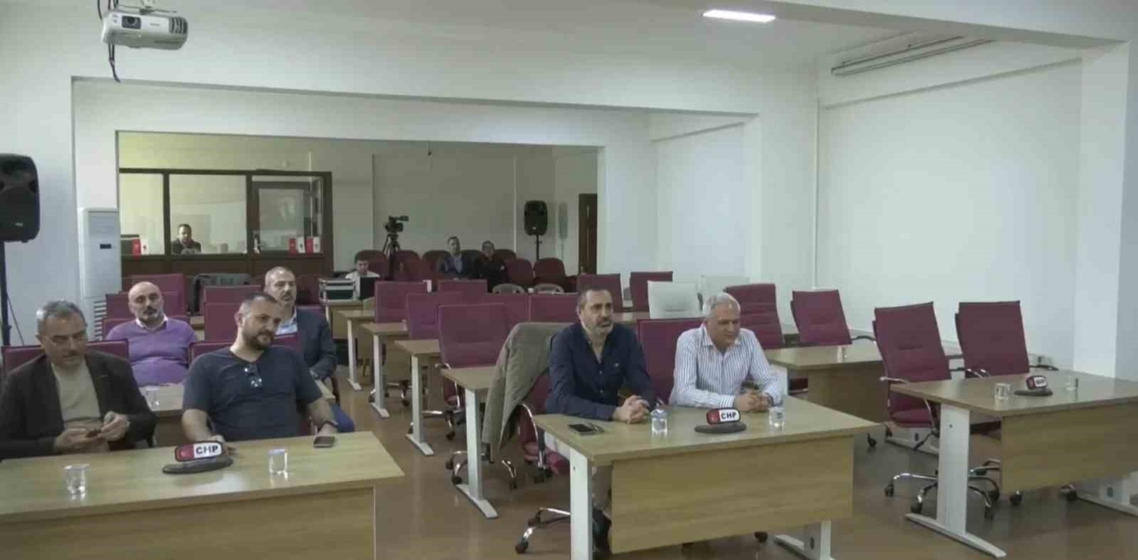 Efeler’de meclis toplantısı ertelendi