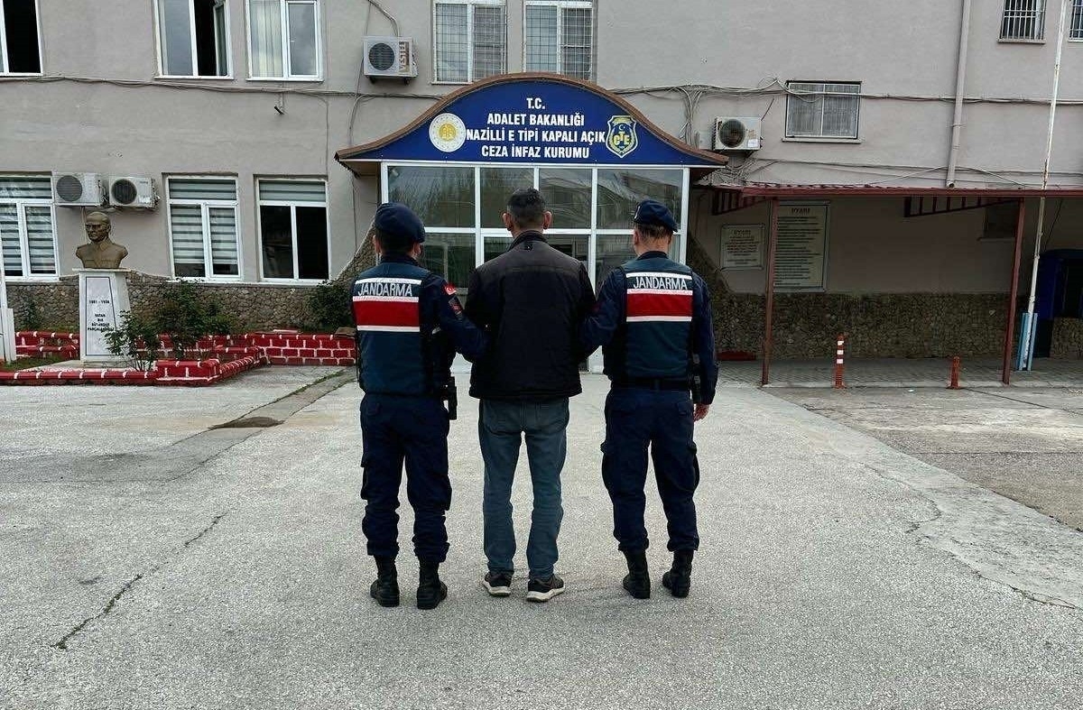 Hakkında 20 yıl hapis cezası bulunan şahıs yakalandı 5 Hakkında 20 yıl hapis cezası bulunan şahıs yakalandı