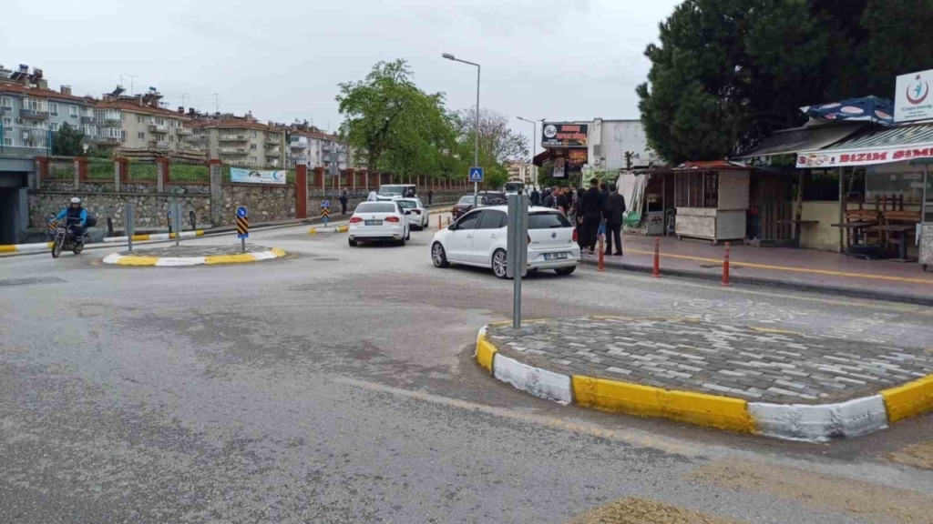 hasta ziyaretine gelen aile uyeleri birbirine girdi f5527f6d5057