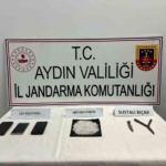 İzmir’den Aydın’a süren uyuşturucu ticaretine jandarma ‘dur’ dedi 1 İzmir’den Aydın’a süren uyuşturucu ticaretine jandarma ‘dur’ dedi