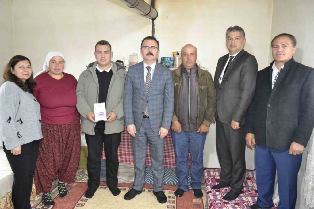 kaymakam ates ogrencilerin misafiri oldu 10b0d6ac7a2f