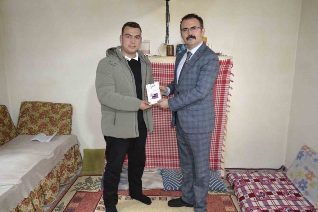 kaymakam ates ogrencilerin misafiri oldu 38958db63bcb