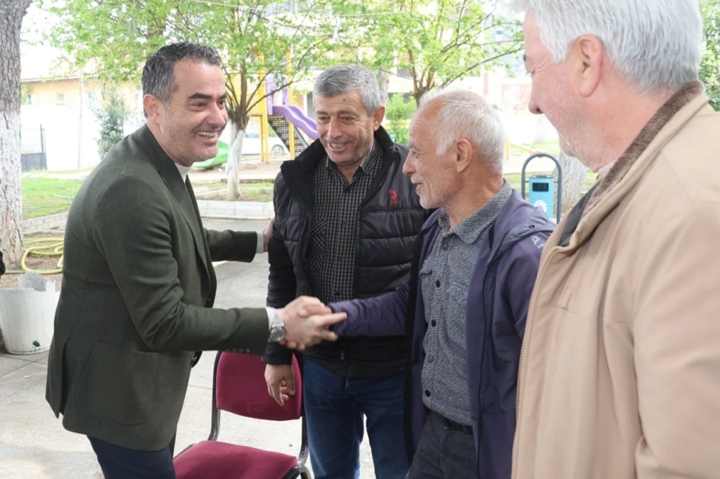 kocarli belediye baskani arici yenikoy mahallesi sakinleri ile bir araya geldi 6ad7aaff9e1a