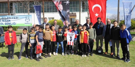 Nazilli’de 23 Nisan coşkusu futbol turnuvasıyla başladı