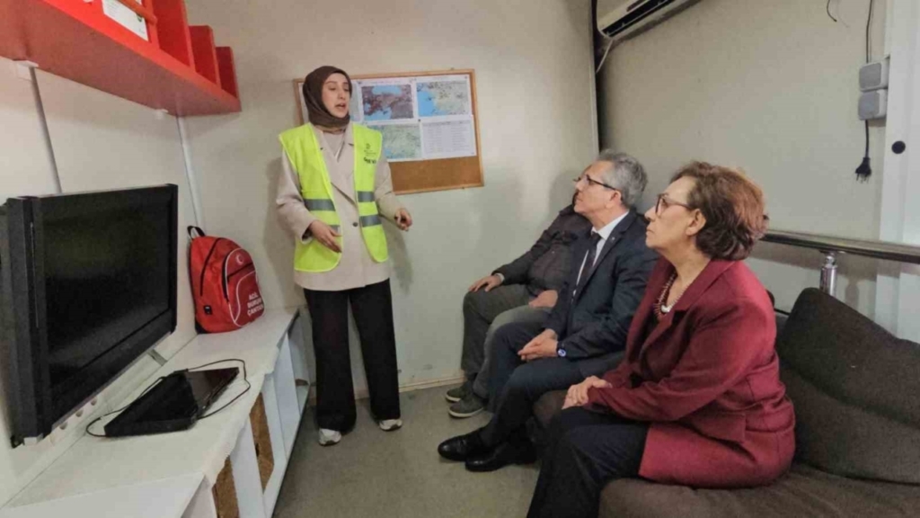 nazillide deprem simulasyon egitim tiri ilgi gordu 78791c27c7af