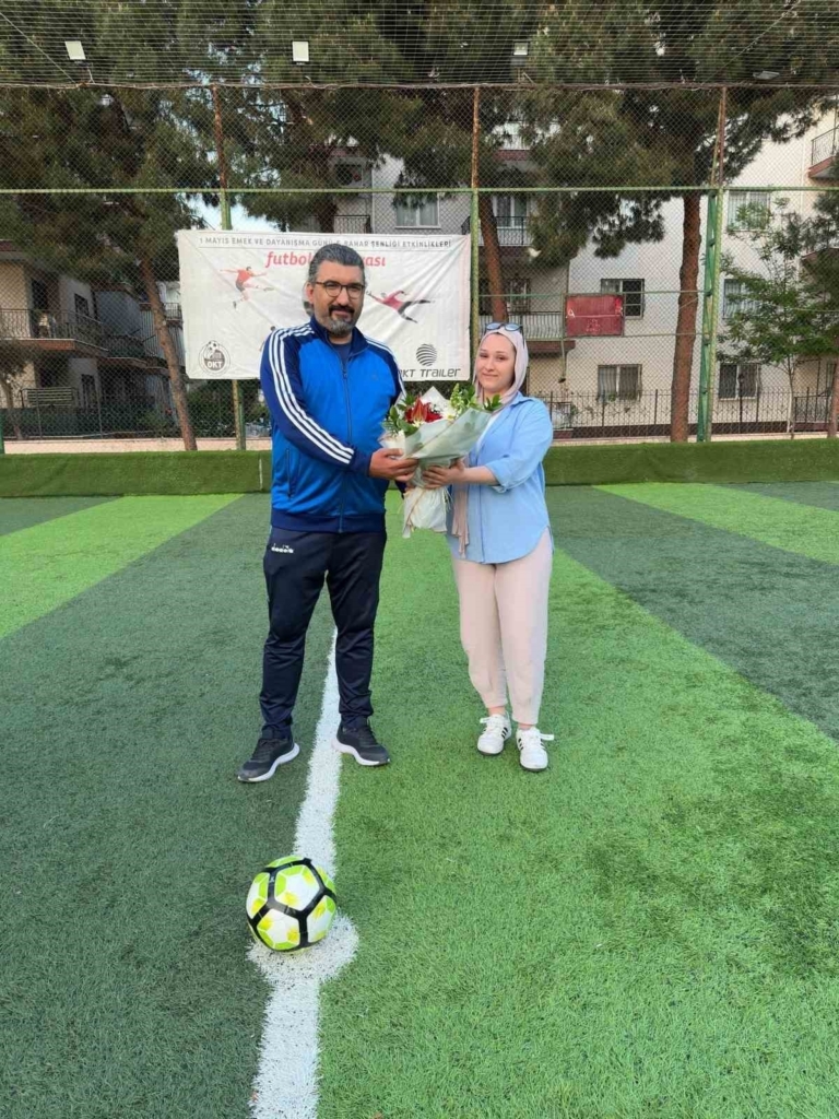 OKT Trailer’da Geleneksel Futbol Turnuvası başladı 3 okt trailerda geleneksel futbol turnuvasi basladi 00d43cf1f19f