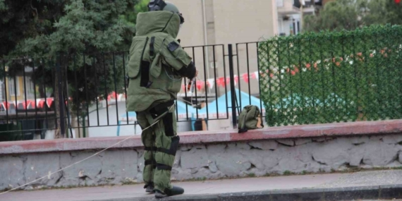 Okul önünde şüpheli çanta paniği: Okul bahçesi boşaltıldı