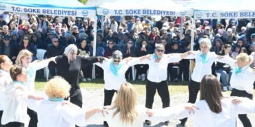 Serçin’deki Yılan Balığı Festivali vatandaşlardan yoğun ilgi gördü 1 Serçin’deki Yılan Balığı Festivali vatandaşlardan yoğun ilgi gördü
