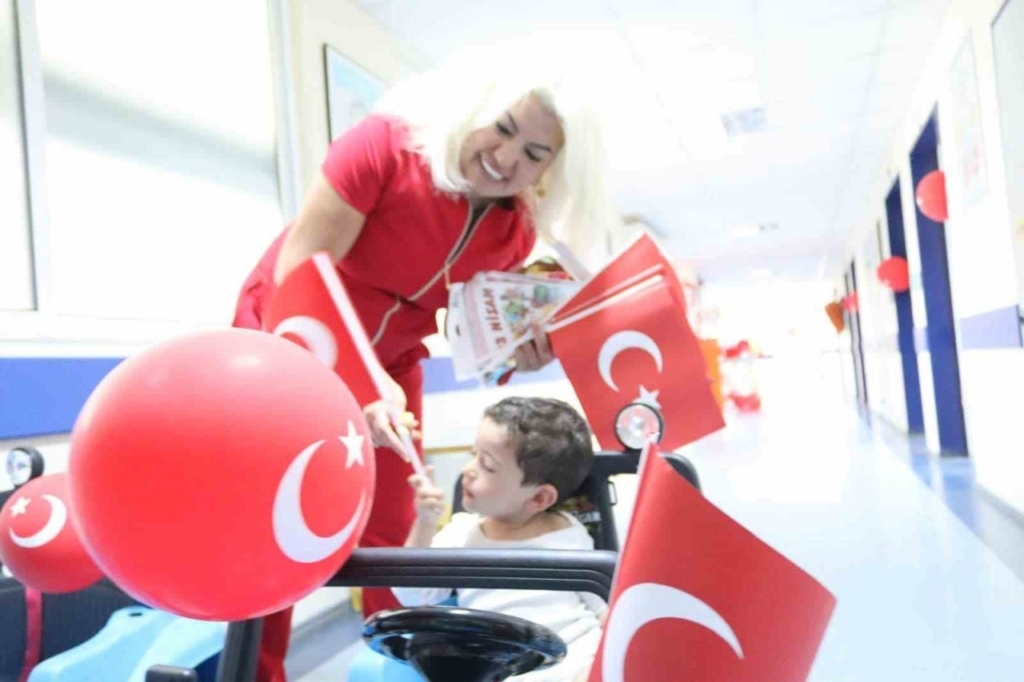 Söke Fehime Faik Kocagöz Devlet Hastanesi’nde çocuk servisinde 23 Nisan coşkusu 2 soke fehime faik kocagoz devlet hastanesinde cocuk servisinde 23 nisan coskusu ee0be8f400b1