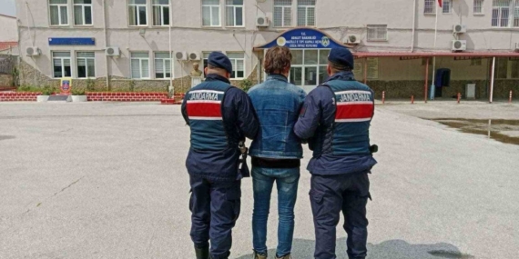 Uyuşturucu suçundan aranan şahıs Nazilli’de yakalandı