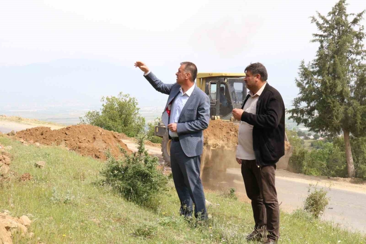 Yenipazar’da Büyükşehir’in çalışmaları devam ediyor 11 Yenipazar’da Büyükşehir’in çalışmaları devam ediyor