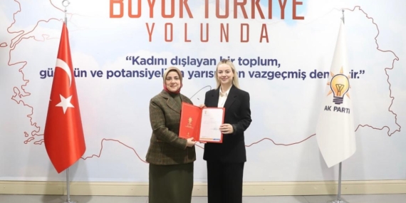 Efeler’de AK Kadınların yeni başkanı Aral oldu