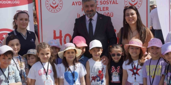 Aydın’da Aile Yılı kortej yürüyüşü yapıldı