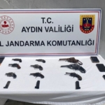 Aydın’da silah ticareti jandarma ekiplerine takıldı 5 Aydın’da silah ticareti jandarma ekiplerine takıldı