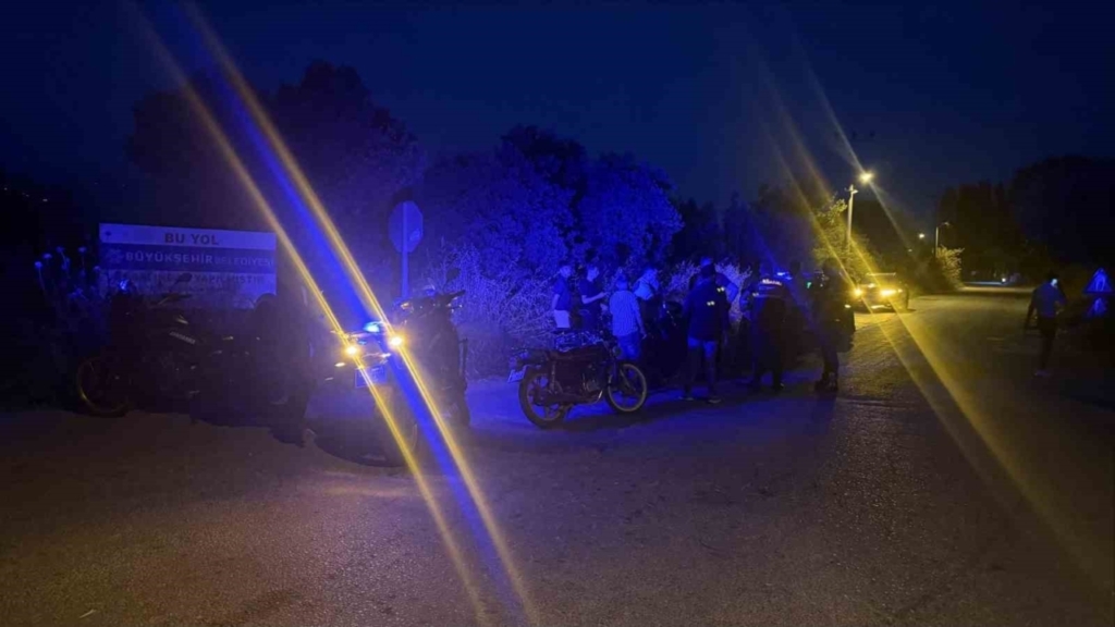 aydindaki trafik uygulamasinda 38 surucuye islem yapildi ca022b67f46c
